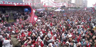 CHP’den Denizli’de 80’inci Miting: Yağmura Rağmen “Değişim” Vurgusu