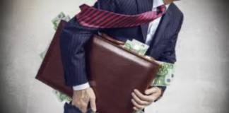 Sermaye Kaçar, Popülizm Kalır