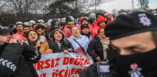 Depolarda Uzayan Mesai, Düşük Ücretle Derinleşen Eşitsizliği Açığa Çıkarıyor