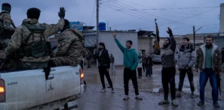 Rojava’da Otonomi Hayali Çökerken Şam Kuzeydoğu Suriye’de Kontrolü Ele Geçirdi