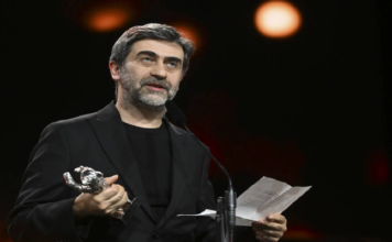 Berlinale’de Gümüş Ayı Alan Emin Alper’den Sahneden Siyasete Uzanan Dayanışma Çağrısı