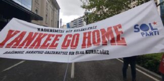 İzmir’de “Yankee Go Home”a Polis Bariyeri