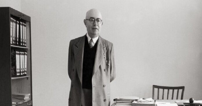 adorno