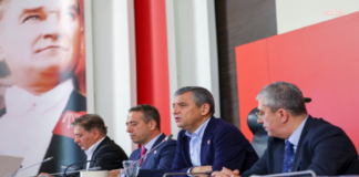 Özel’den “Meclis Karargâhı” Mesajı: CHP’de Mücadele Parti Binasının Dışına Taşınıyor