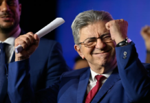 Mélenchon’dan Güç Gösterisi: Fransa’da Yeni Cumhuriyet Tartışması Büyüyor