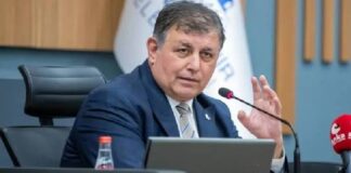 İzmir’den Gelen İstifa CHP’deki Krizi Yeni Bir Eşiğe Taşıdı
