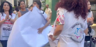 Öğretmenler Dağılırken Gözaltılar Başladı
