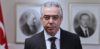Uçum’un “Önemsiz” Dediği Yeni Parti Neden Bu Kadar Gündeminde?