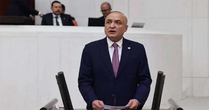 yeni-parti-milletvekiline-bicakli-saldiri