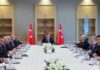 Tanrıkulu’dan Fon Kurulu Fotoğrafına Dikkat Çeken Soru: Devlet Kurulunda Siyasetin İşi Ne?