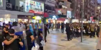 İzmir’de Tugay Gerilimi: AKP İddiasına Karşı Sokağa Çıkanlara Polis Müdahalesi